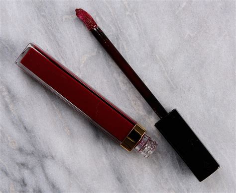 Chanel Rouge Grenat (826) Rouge Coco Gloss Review